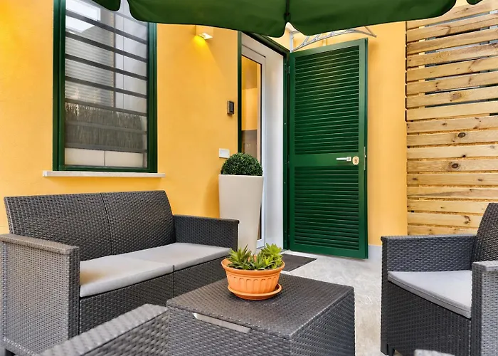Apartament Monolatino *